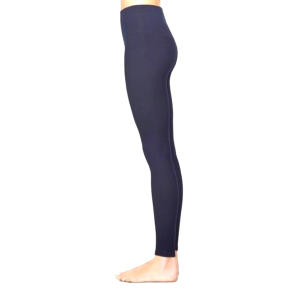 NWT Assets by Spanx Denim Wash Shaping Leggings - Picture 3 of 6